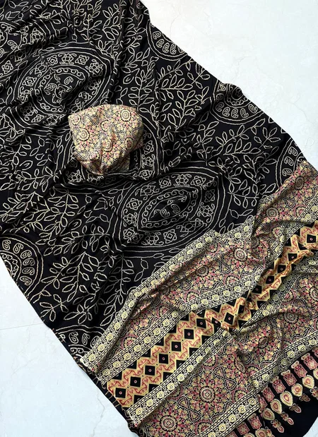 Tew Pure Creap Silk With Ajrakh Print Saree Wholesale Suppliers In India